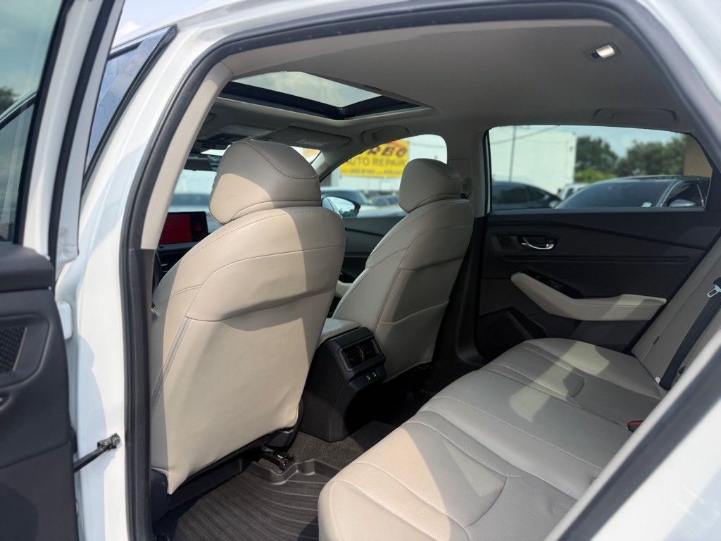 2023 Honda Accord Image 15