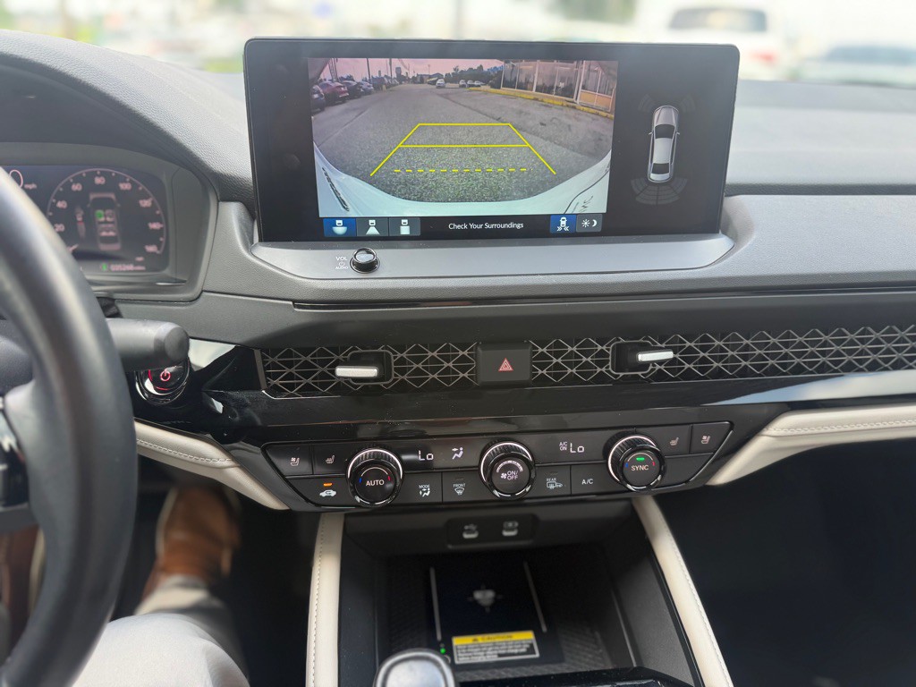 2023 Honda Accord Image 27