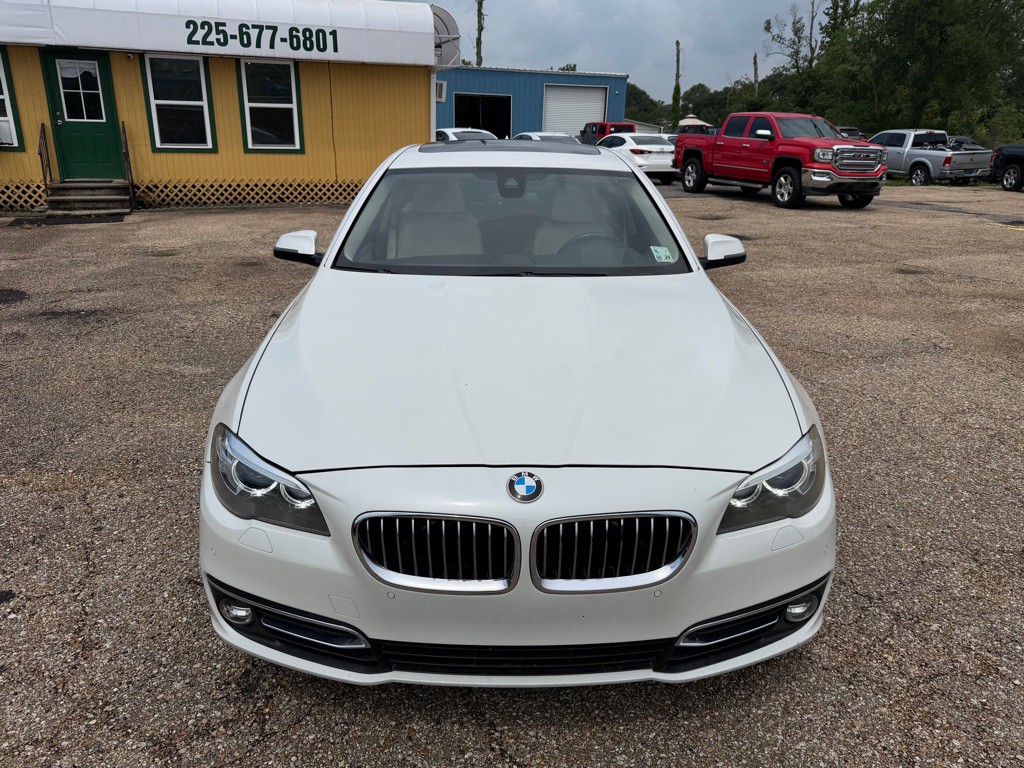 2016 BMW 5 Series Image 2