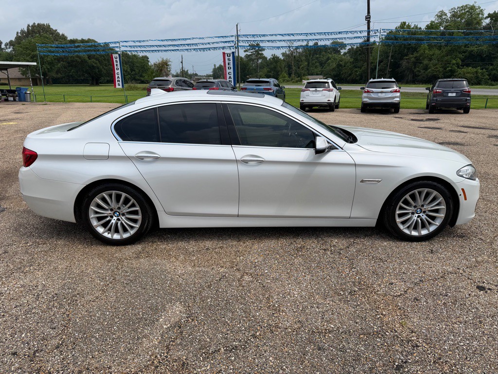 2016 BMW 5 Series Image 4