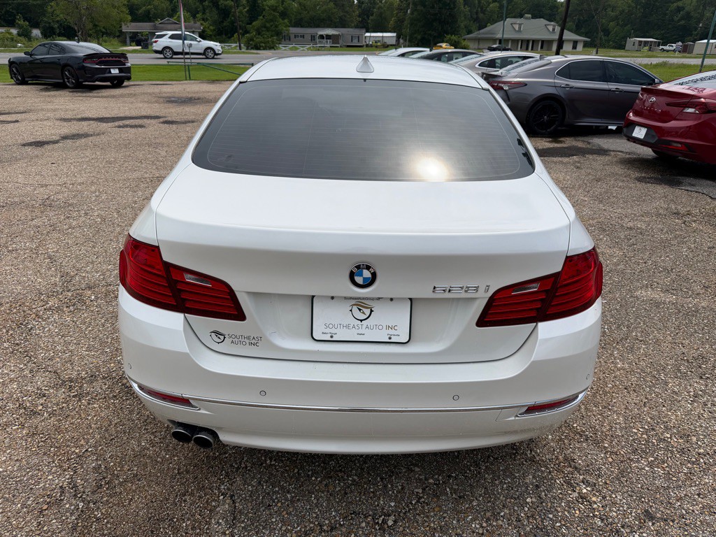 2016 BMW 5 Series Image 7
