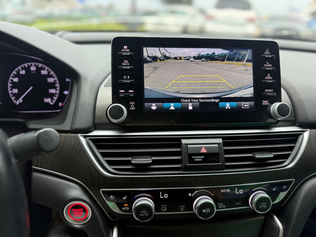 2018 Honda Accord Image 17