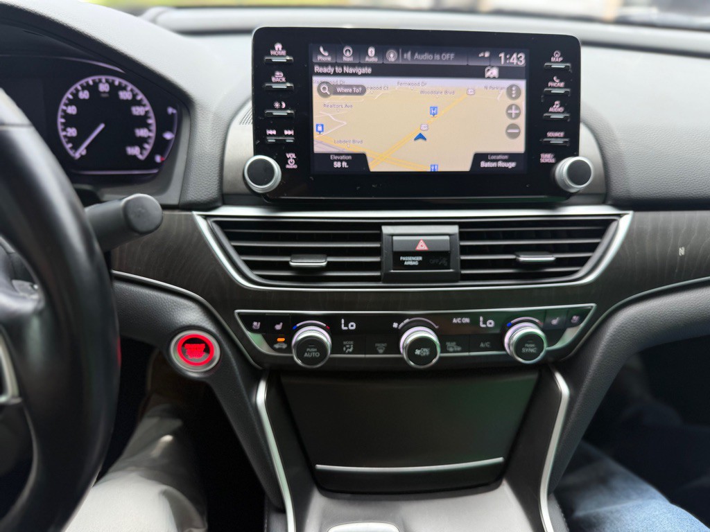 2018 Honda Accord Image 18