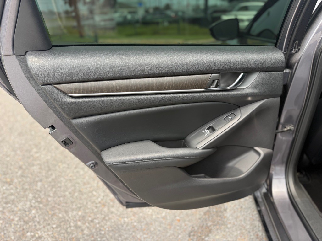 2018 Honda Accord Image 22