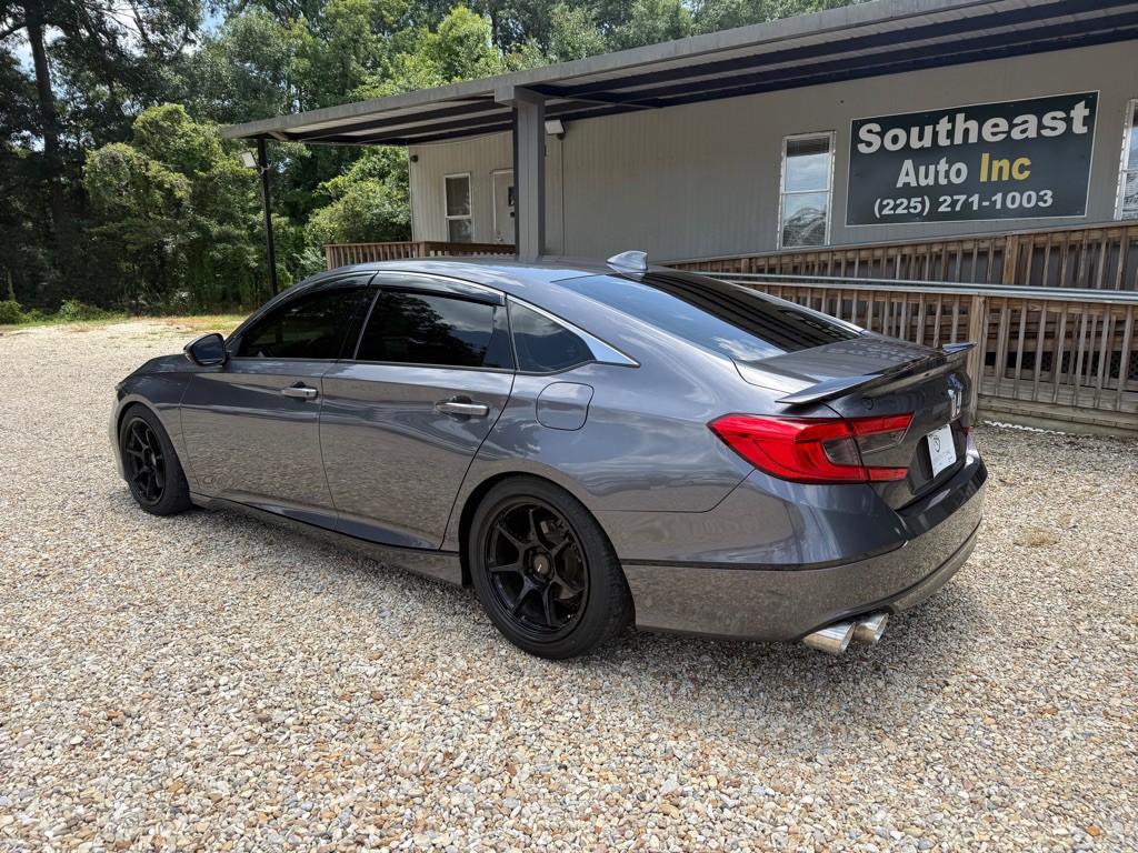 2018 Honda Accord Image 35