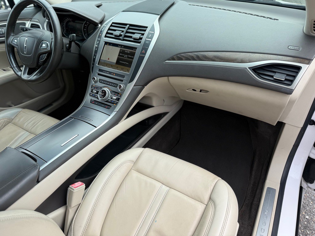 2018 Lincoln MKZ Image 13