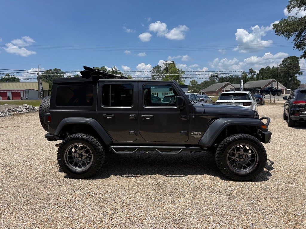 2020 Jeep Wrangler Unlimited Image 4