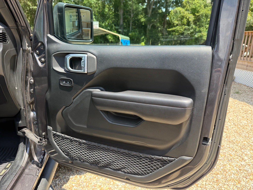 2020 Jeep Wrangler Unlimited Image 21
