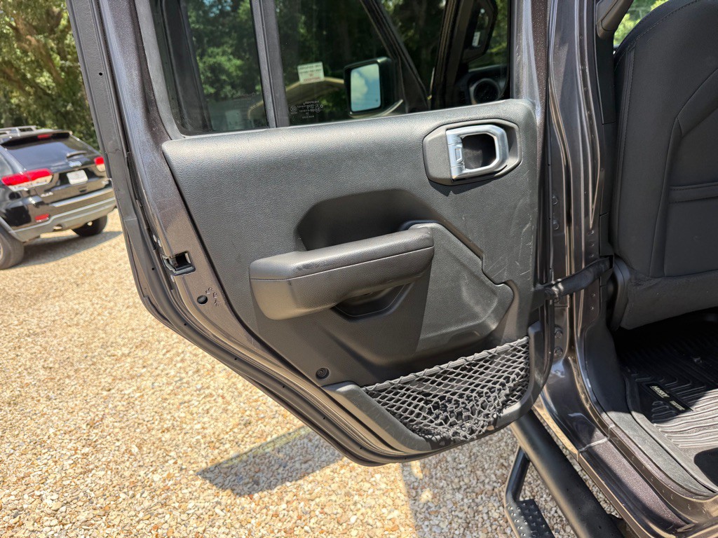 2020 Jeep Wrangler Unlimited Image 23