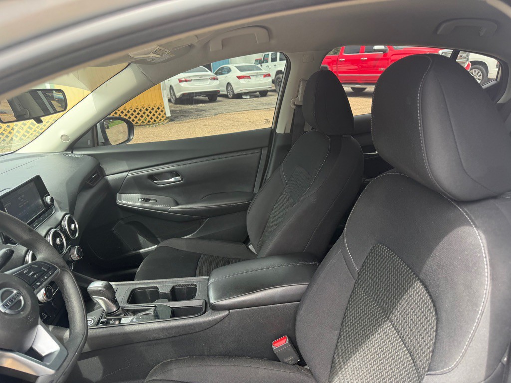 2021 Nissan Sentra Image 7
