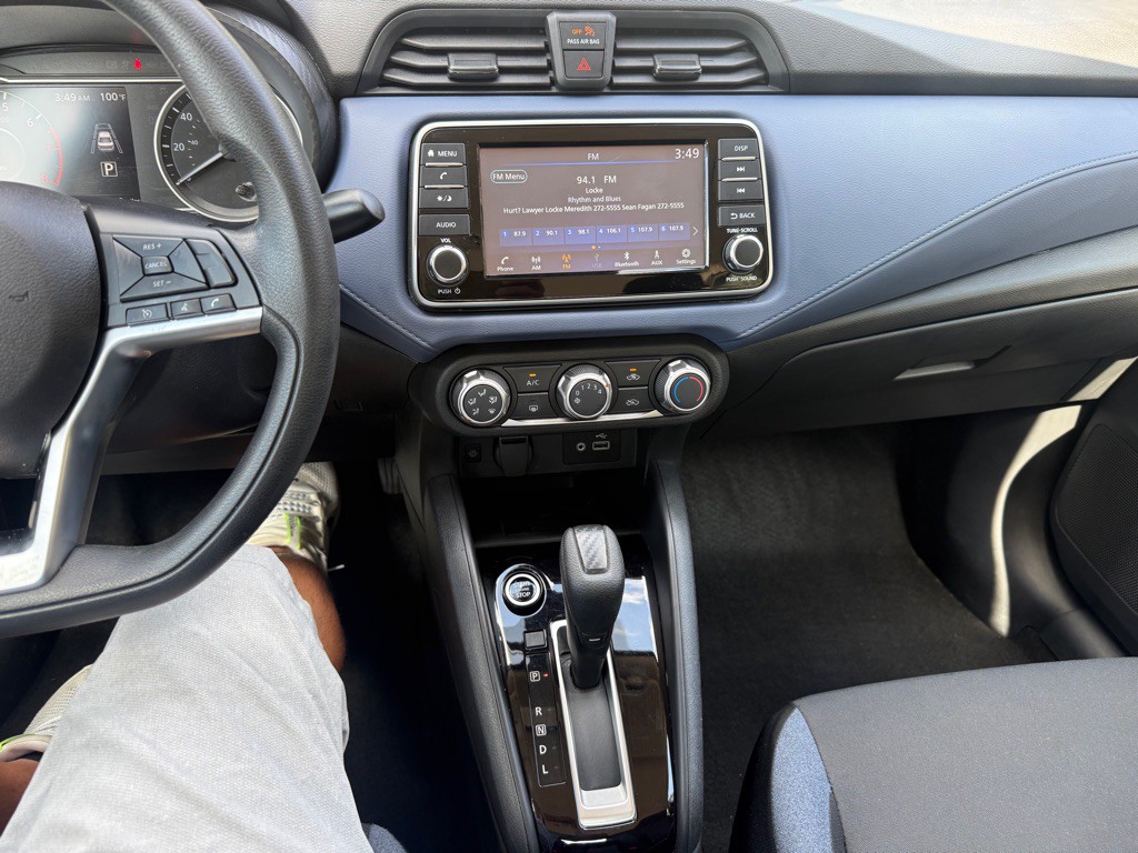 2023 Nissan Versa Image 15