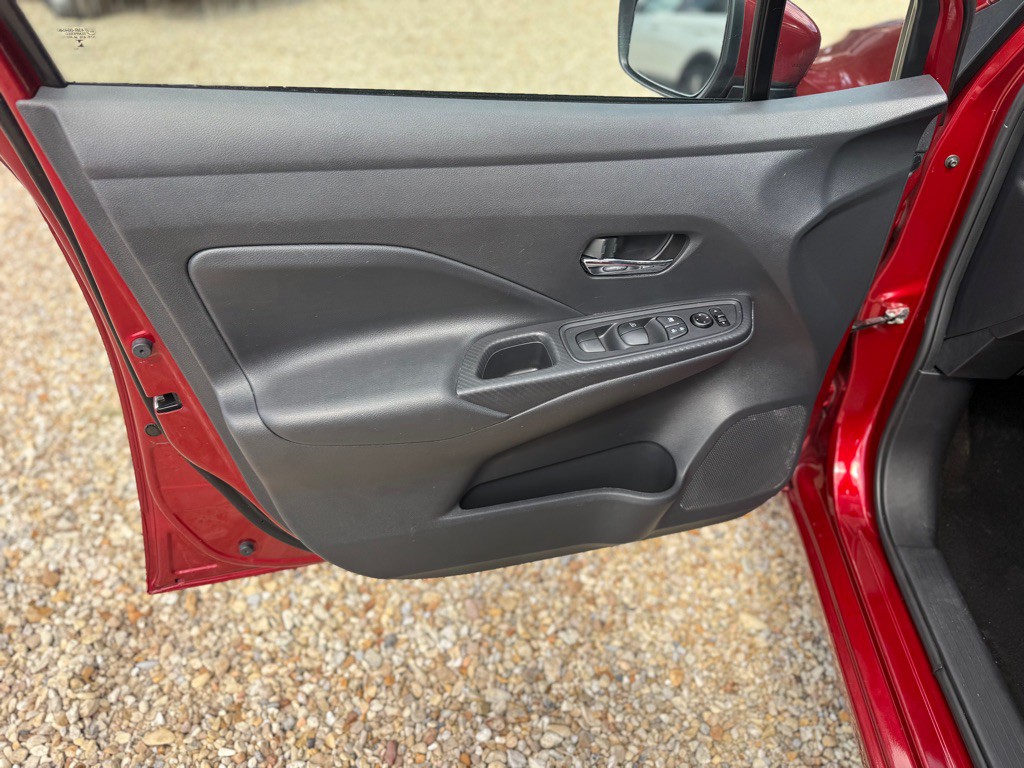 2023 Nissan Versa Image 21