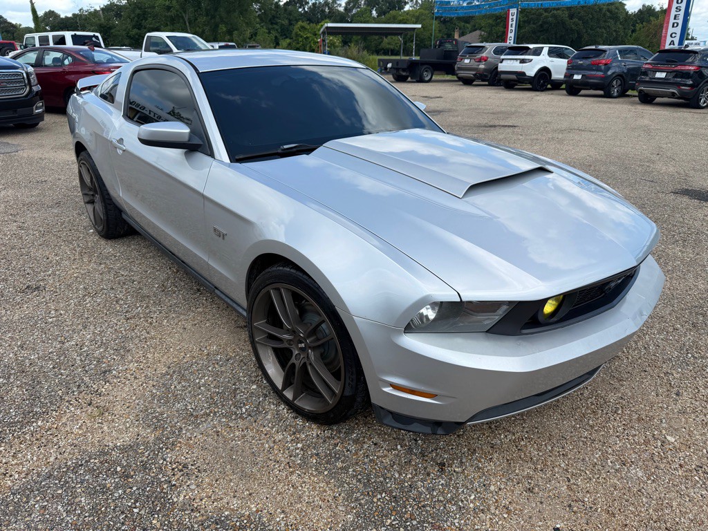 2010 Ford Mustang Image 3