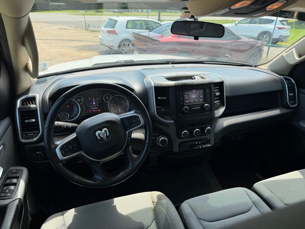 2020 RAM 1500 Image 15