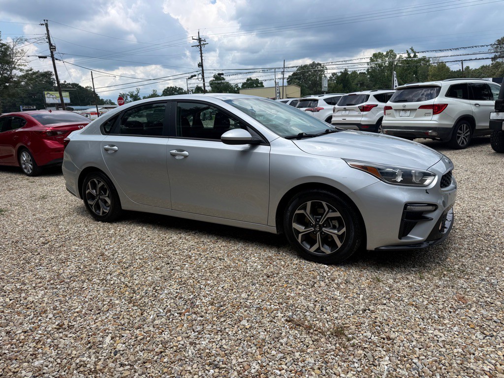 2021 Kia Forte Image 3
