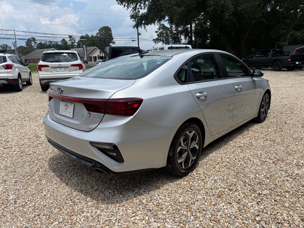 2021 Kia Forte Image 5