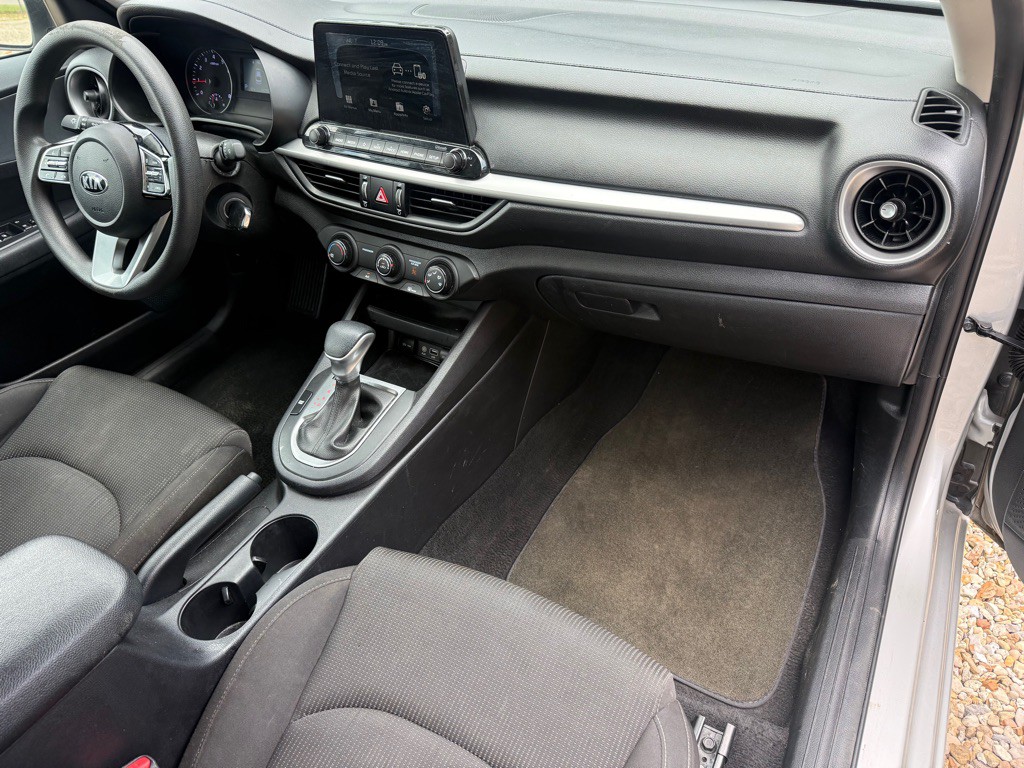 2021 Kia Forte Image 14