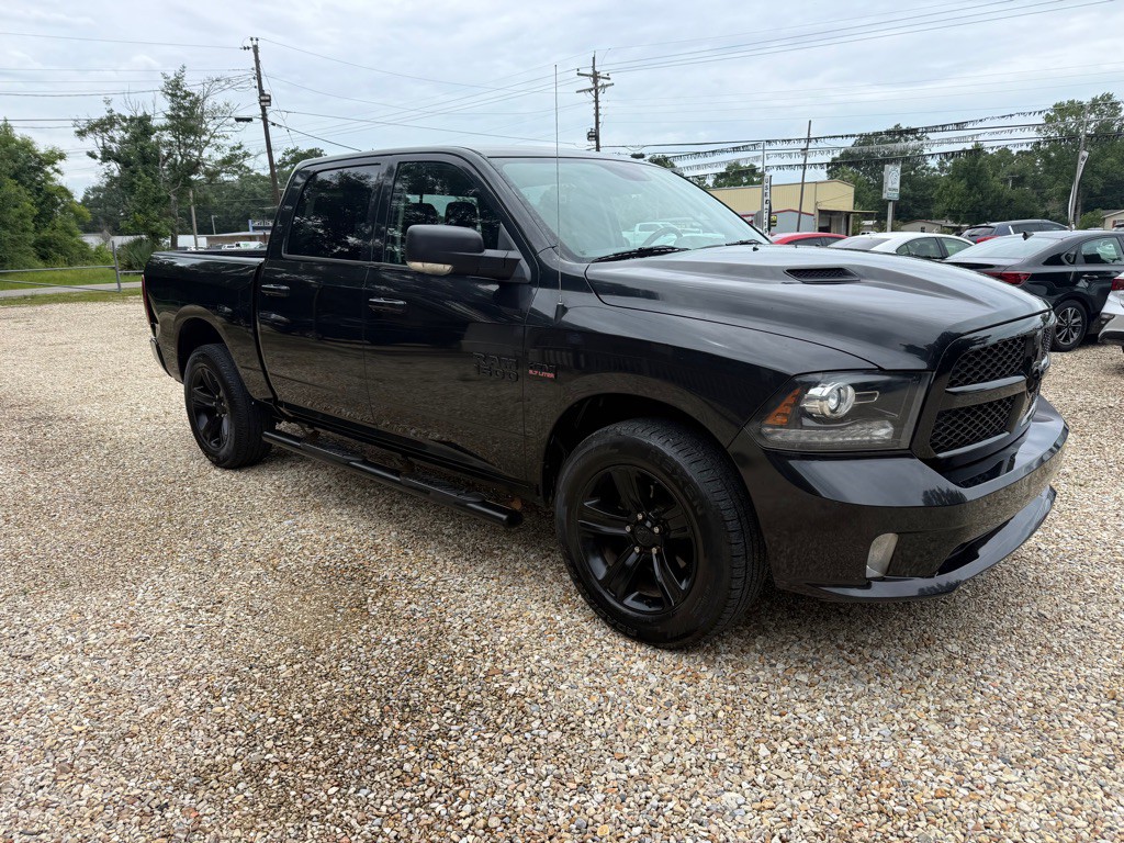 2017 RAM 1500 Image 3