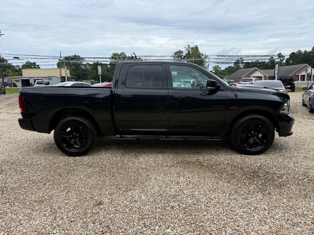 2017 RAM 1500 Image 4