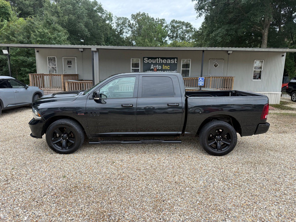2017 RAM 1500 Image 7
