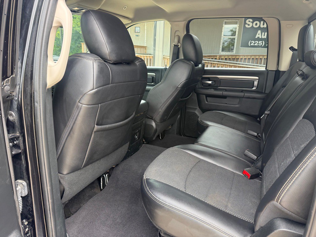 2017 RAM 1500 Image 11