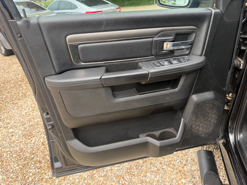 2017 RAM 1500 Image 21