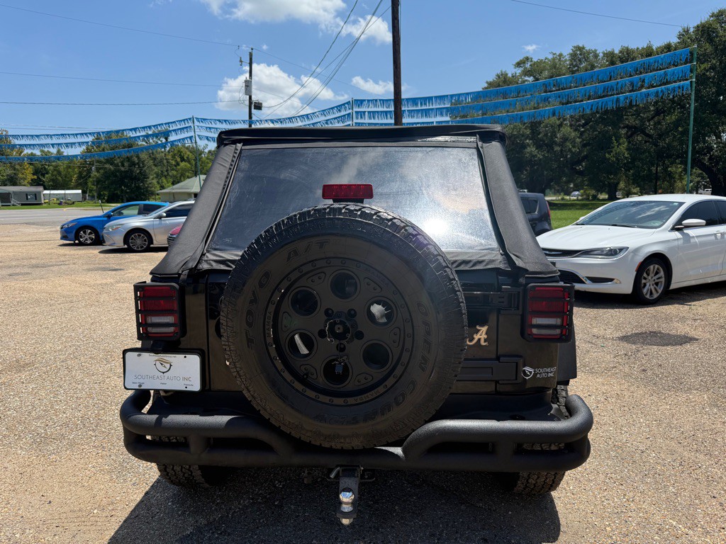 2012 Jeep Wrangler Unlimited Image 5