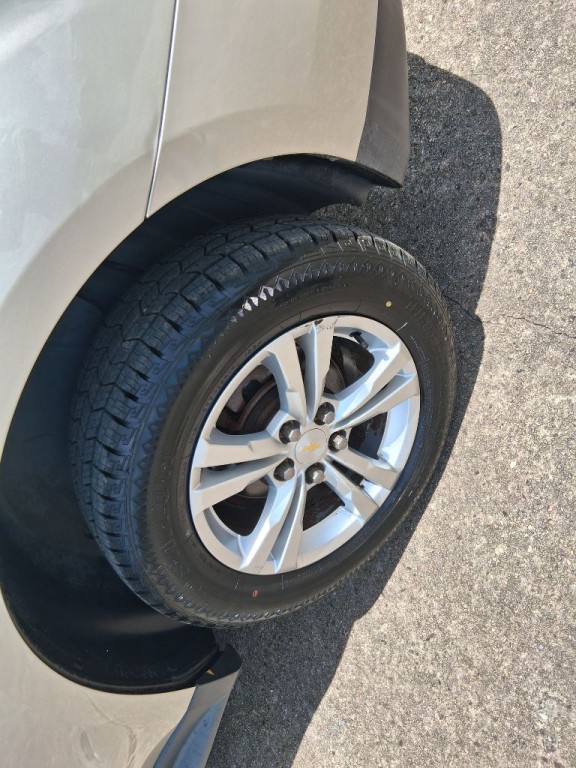2015 Chevrolet Equinox Image 8