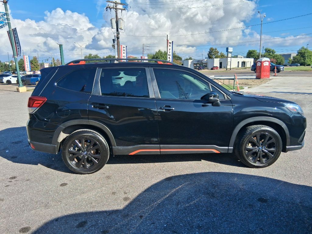 2023 Subaru Forester Image 6