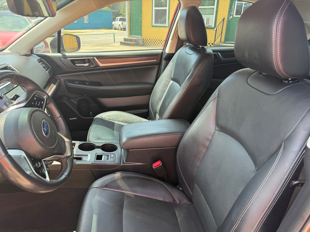 2018 Subaru Legacy Image 11
