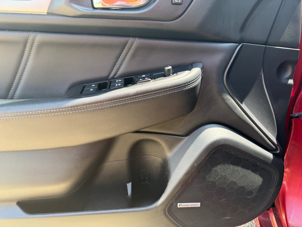 2018 Subaru Legacy Image 12