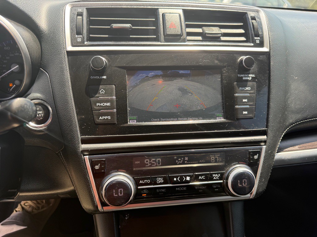 2018 Subaru Legacy Image 13