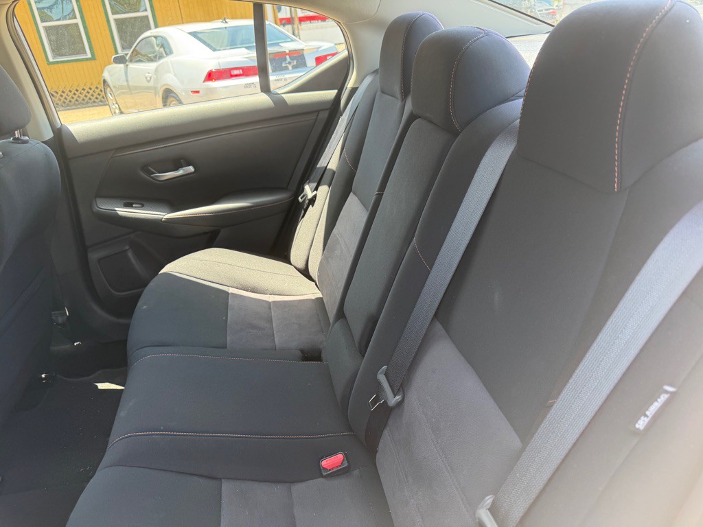2022 Nissan Sentra Image 9