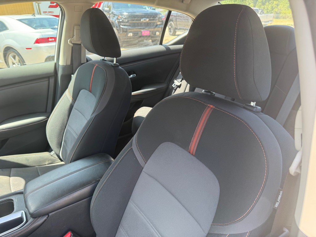 2022 Nissan Sentra Image 10