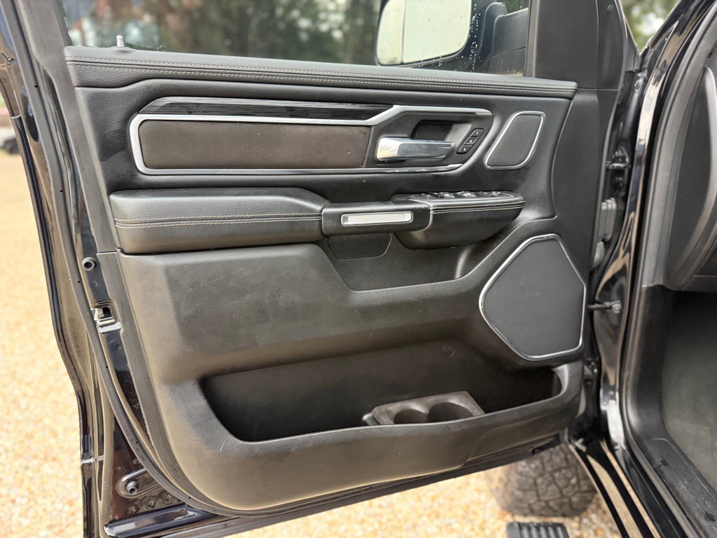 2023 RAM 1500 Image 22