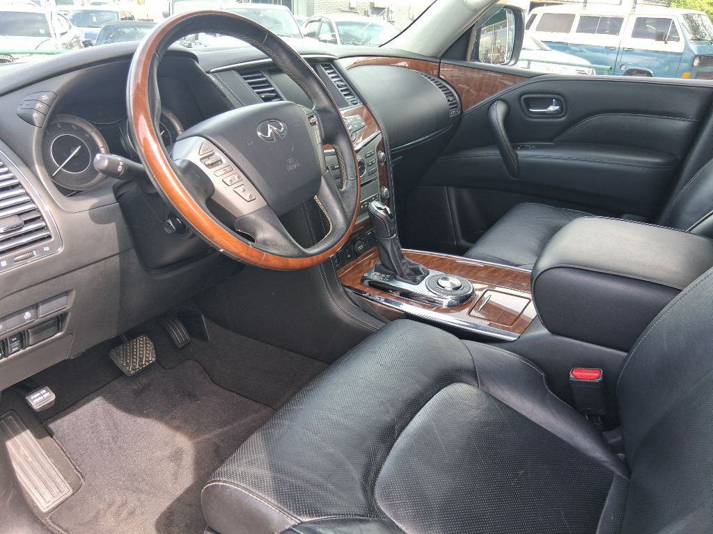 2018 INFINITI QX80 Image 12