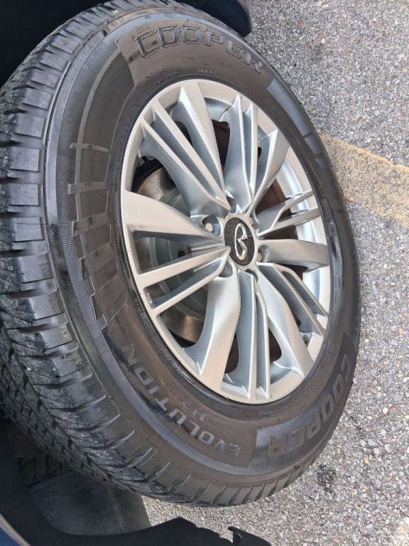 2018 INFINITI QX80 Image 18