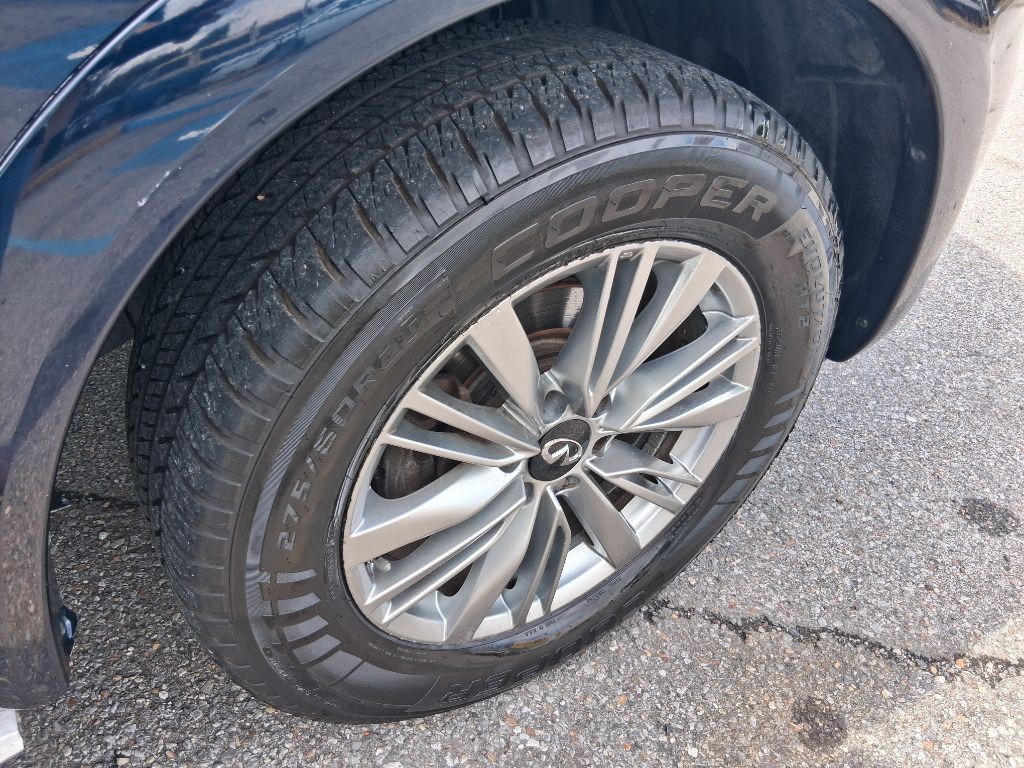 2018 INFINITI QX80 Image 19