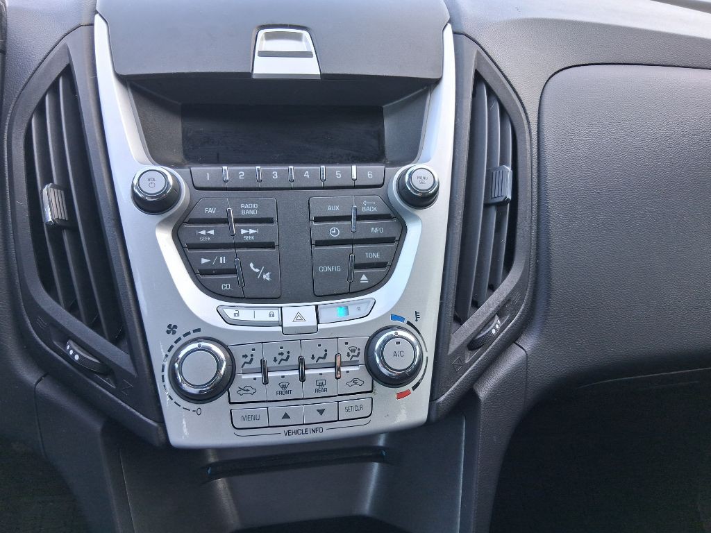 2015 Chevrolet Equinox Image 8