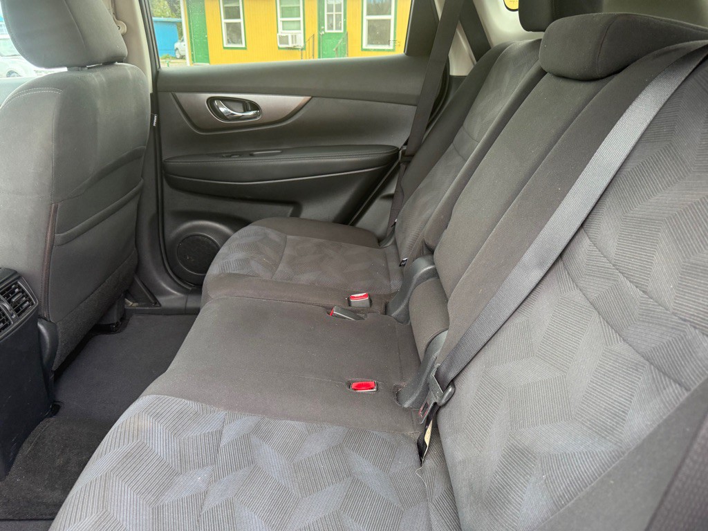 2016 Nissan Rogue Image 7