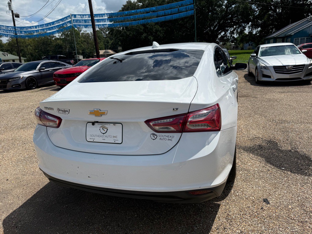 2021 Chevrolet Malibu Image 5