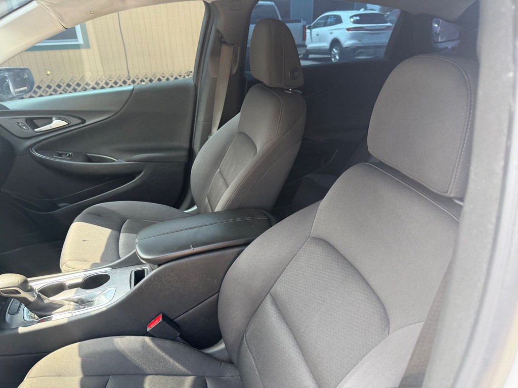 2021 Chevrolet Malibu Image 7
