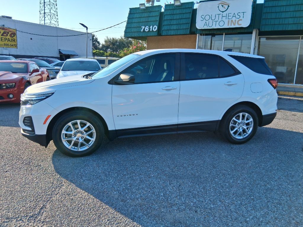 2023 Chevrolet Equinox Image 3