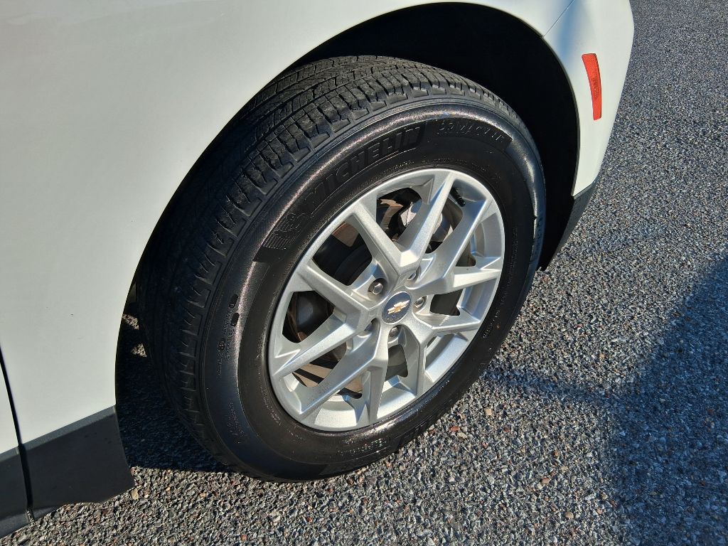 2023 Chevrolet Equinox Image 18