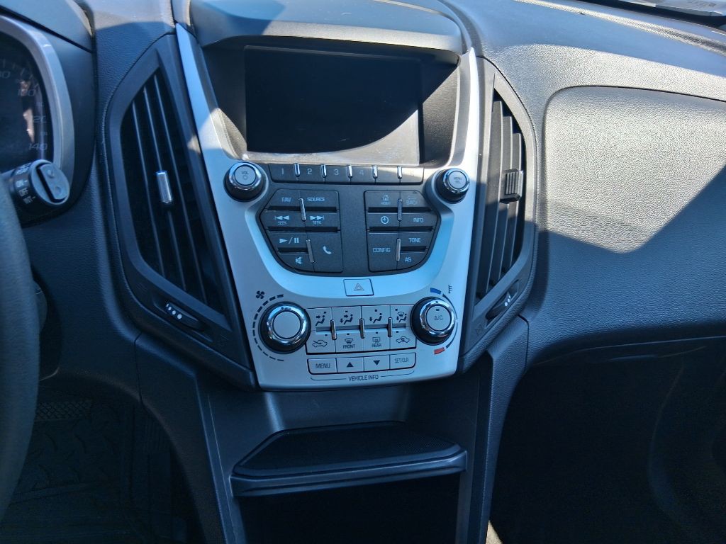 2017 Chevrolet Equinox Image 11