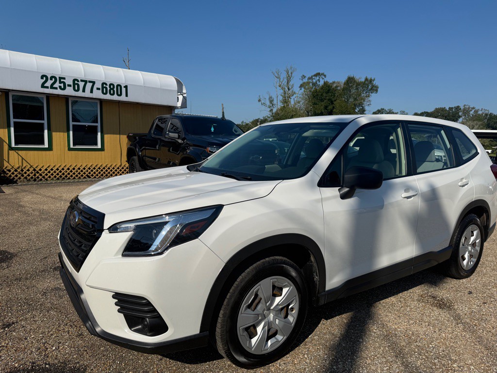 2024 Subaru Forester Image 2