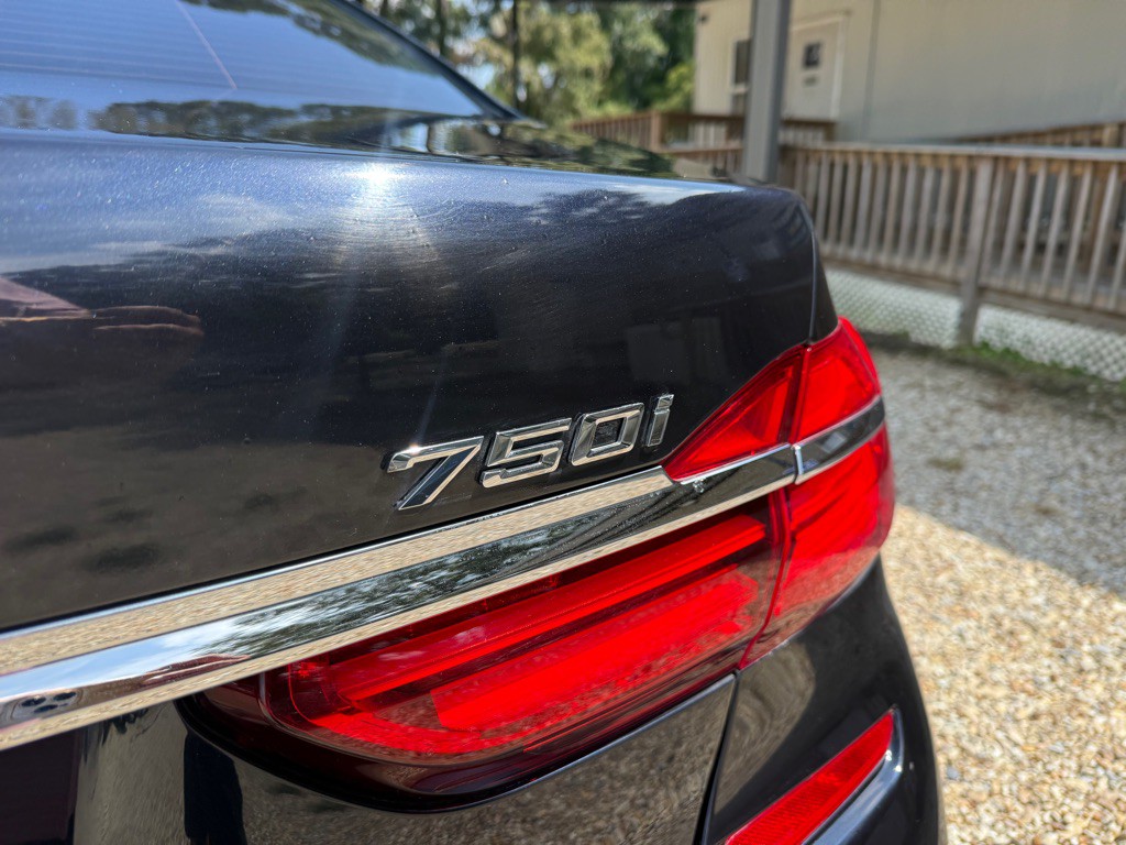 2018 BMW 7 Series Image 9