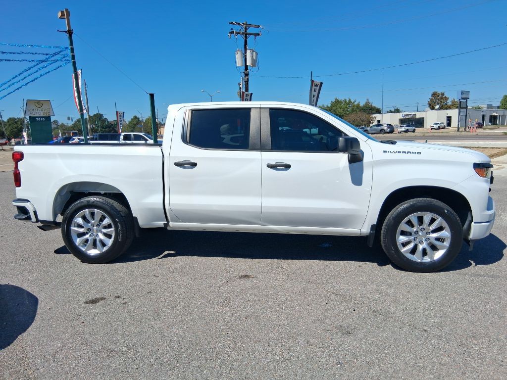 2024 Chevrolet Silverado 1500 Image 3