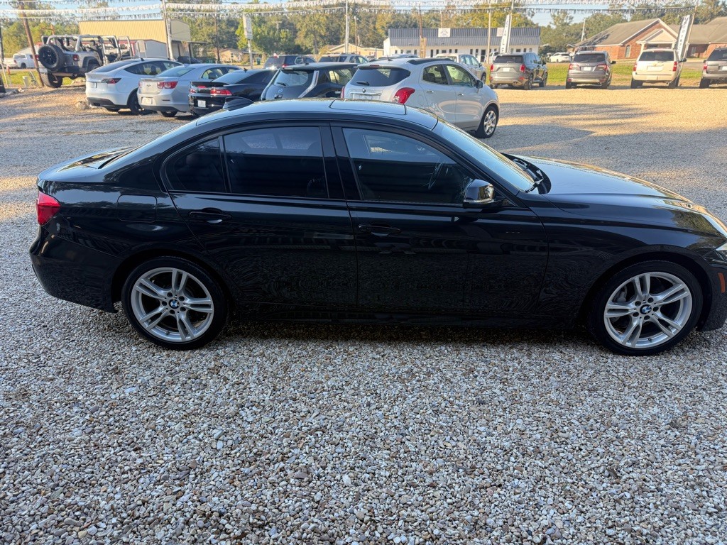 2017 BMW 3 Series Image 3