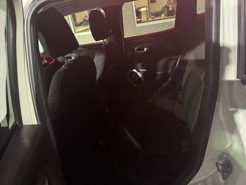 2018 Jeep Renegade Image 6